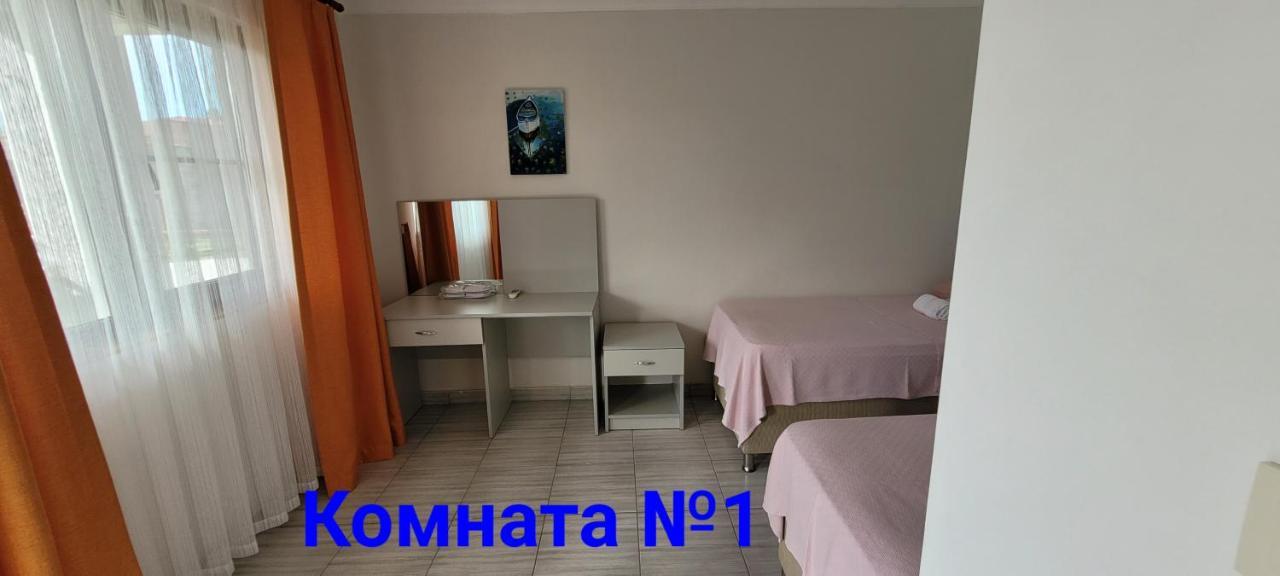 Apsa Butik Hotel Sukhumi Exterior photo