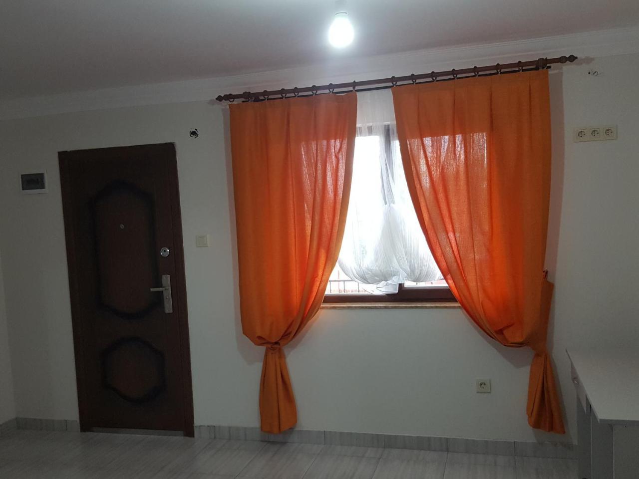 Apsa Butik Hotel Sukhumi Exterior photo